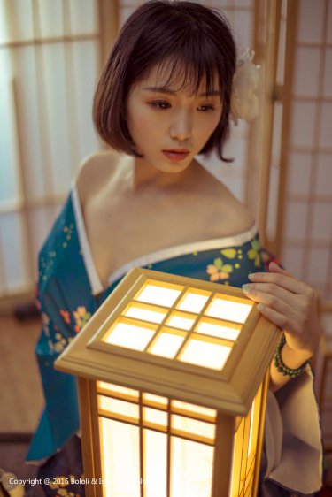 美女跳蛋